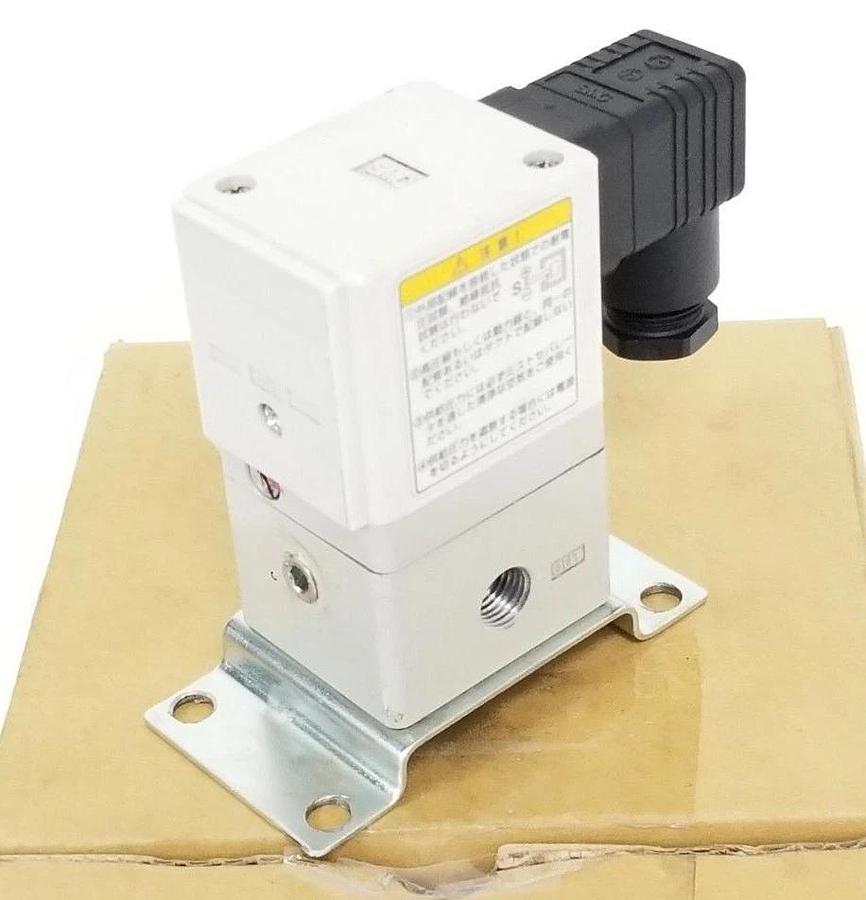 Used SMC IT2040-N02B REGULATOR QW-0255 IT2040N02B *DAMAGED*