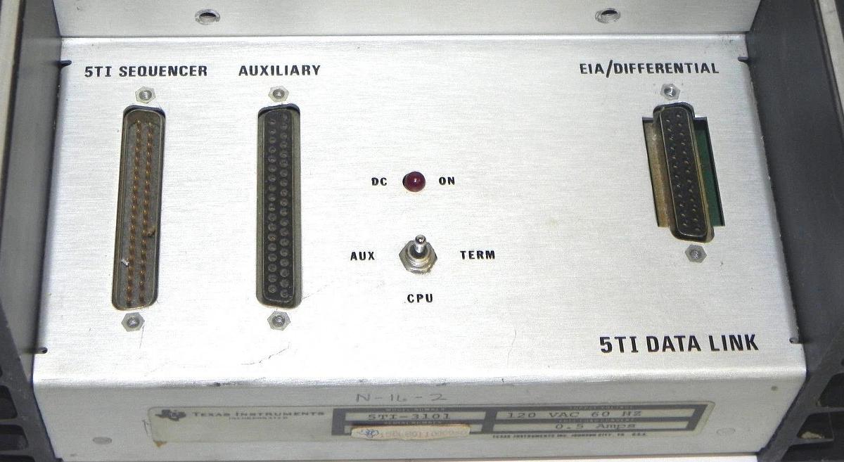 Used TEXAS INSTRUMENTS 5TI-3101 COMPUTER TERMINAL LINK 5TI3101
