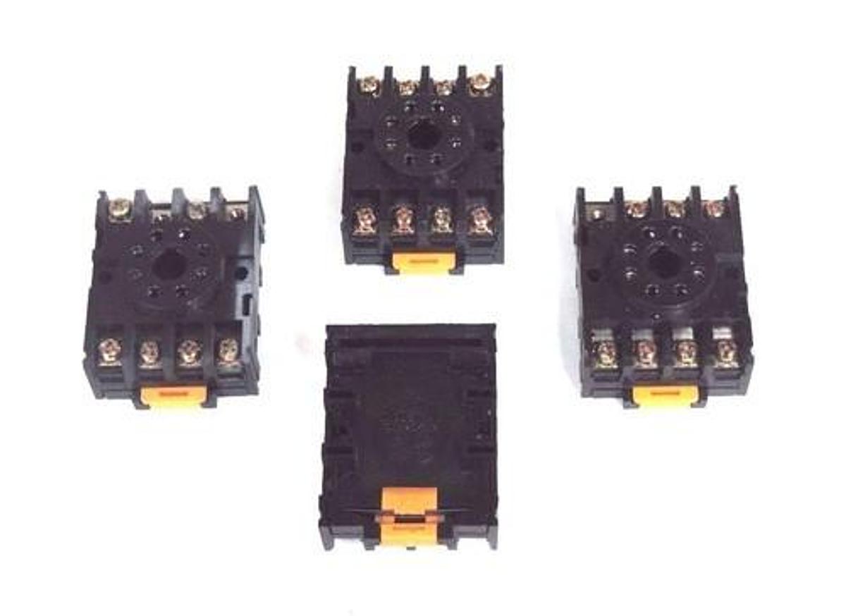 Used LOT OF 4 GE CR420KA2 RELAY SOCKETS 10A 300V