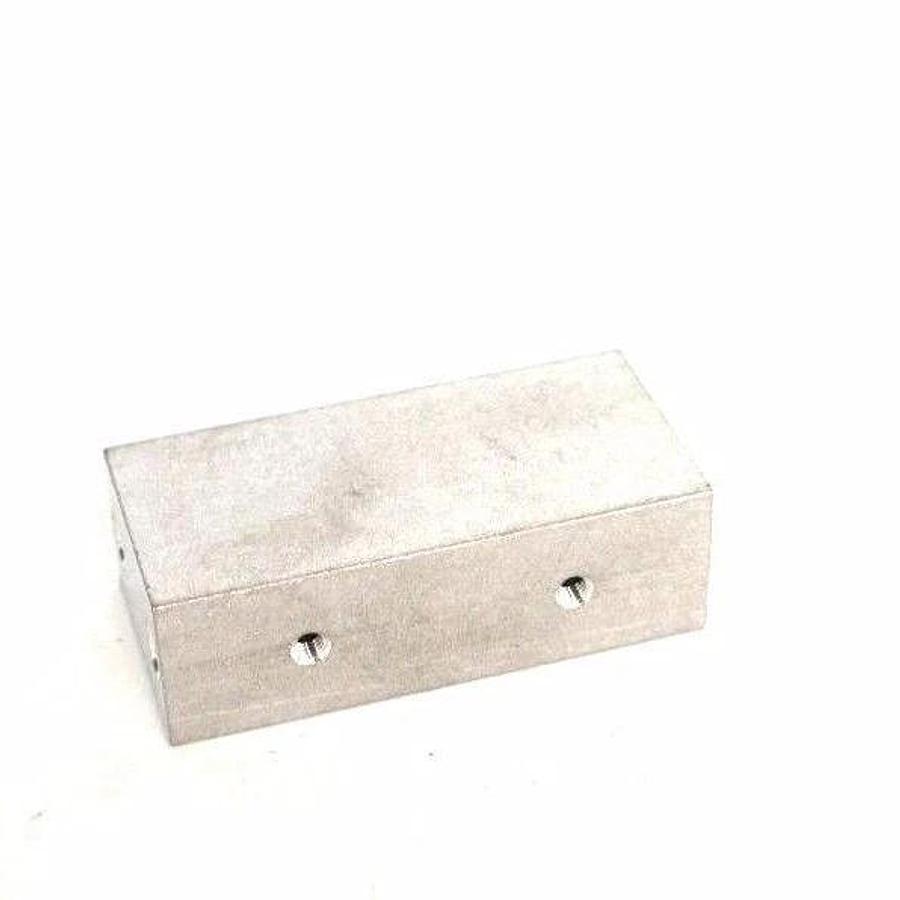 Used NEW CESSNA S-20-141 POSITIONING BRACKET 3X1X1-1/2INCH