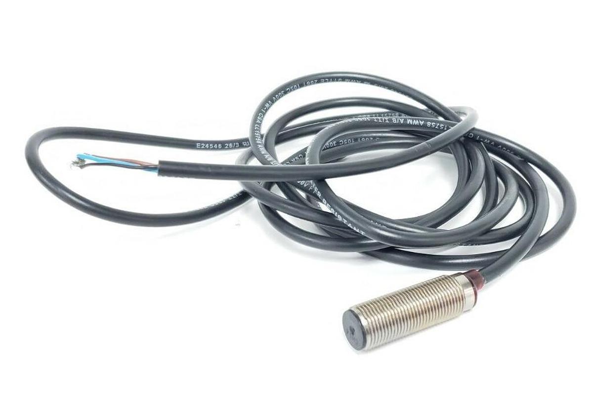 Used OMRON E3FA-DN14 PHOTOELECTRIC SENSOR DN14 E3FADN14, 86'' LEAD