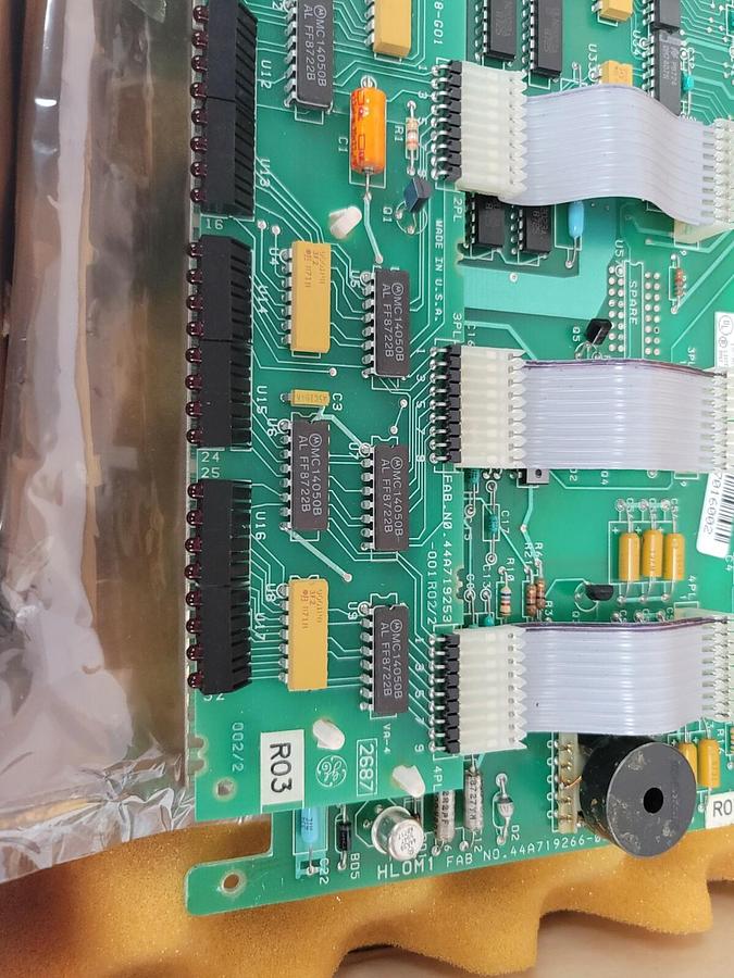 Used GE FANUC IC600BF923K OUTPUT MODULE SINK 10-50VDC 32 POINT W/O FACEPLATE
