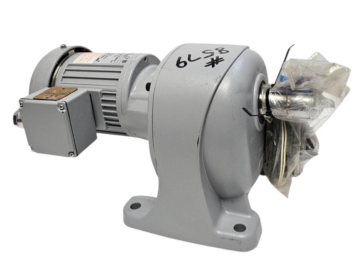 Nissei GTR G3L32N600-BBH1 1-Phase Induction Gearmotor Parallel Shaft Ratio 600:1