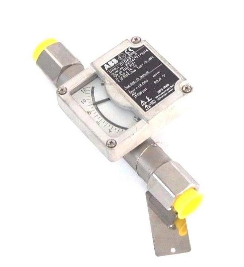 NEW ABB D10A32-5 FLOWMETER 1/2" NPT ORDER NO. 240144761/X016 D10A325