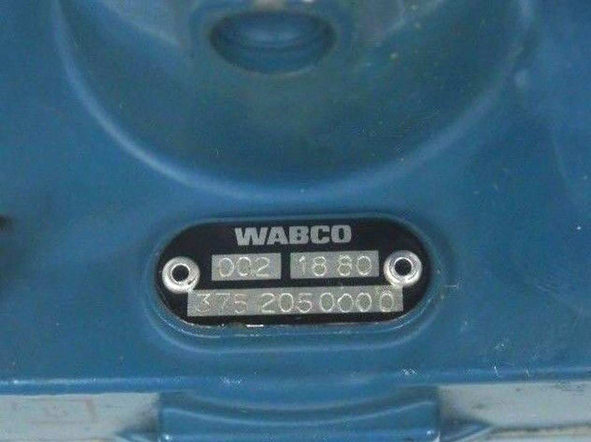 Used WABCO 002 1880 3752050000 CONTROL VALVE 00218803752050000