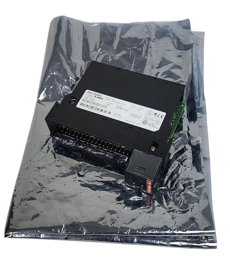 Used ALLEN BRADLEY 1756-IF8 /A CAT. REV. G01 F/W REV. 1.5 SER. A I/O MODULE