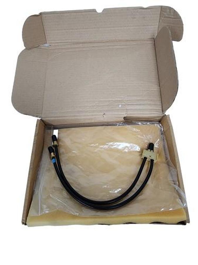 Used NEW IN BOX PERKIN ELMER L2251668 REV. A SCHOTT FIBER LIGHT GUIDE PIPE TUBING