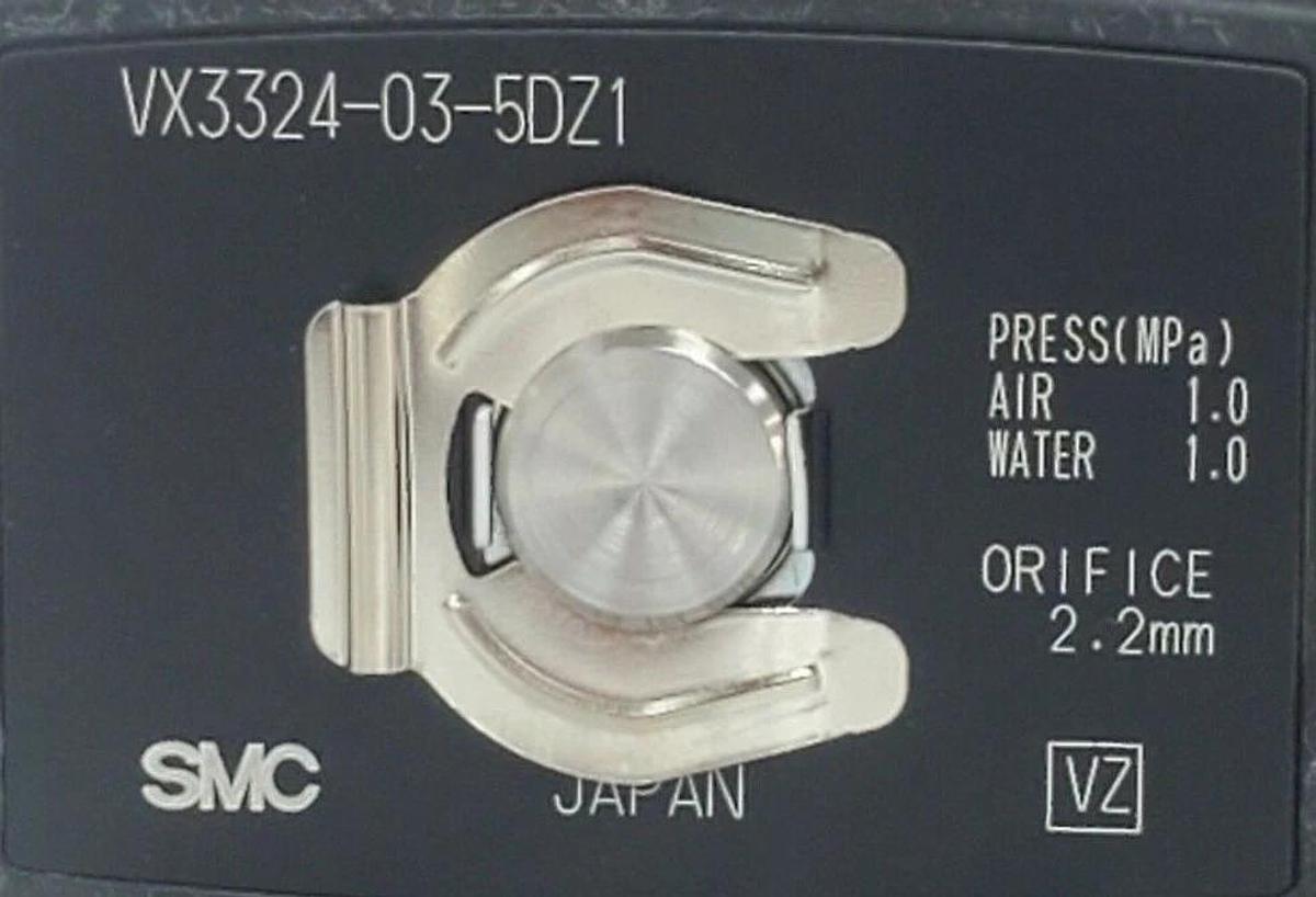 Used NEW SMC VX3324-03-5DZ1 DIRECT OP 3 PORT SOLENOID VALVE VX3324035DZ1