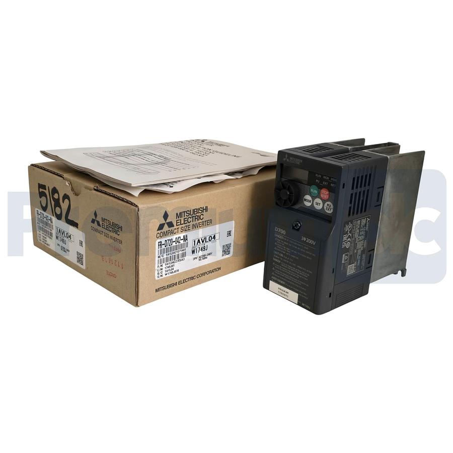 Mitsubishi FR-D720-042-NA FREQROL-D700 VFD/VSD Inverter 3-Ph 200-240V 1HP NSMP