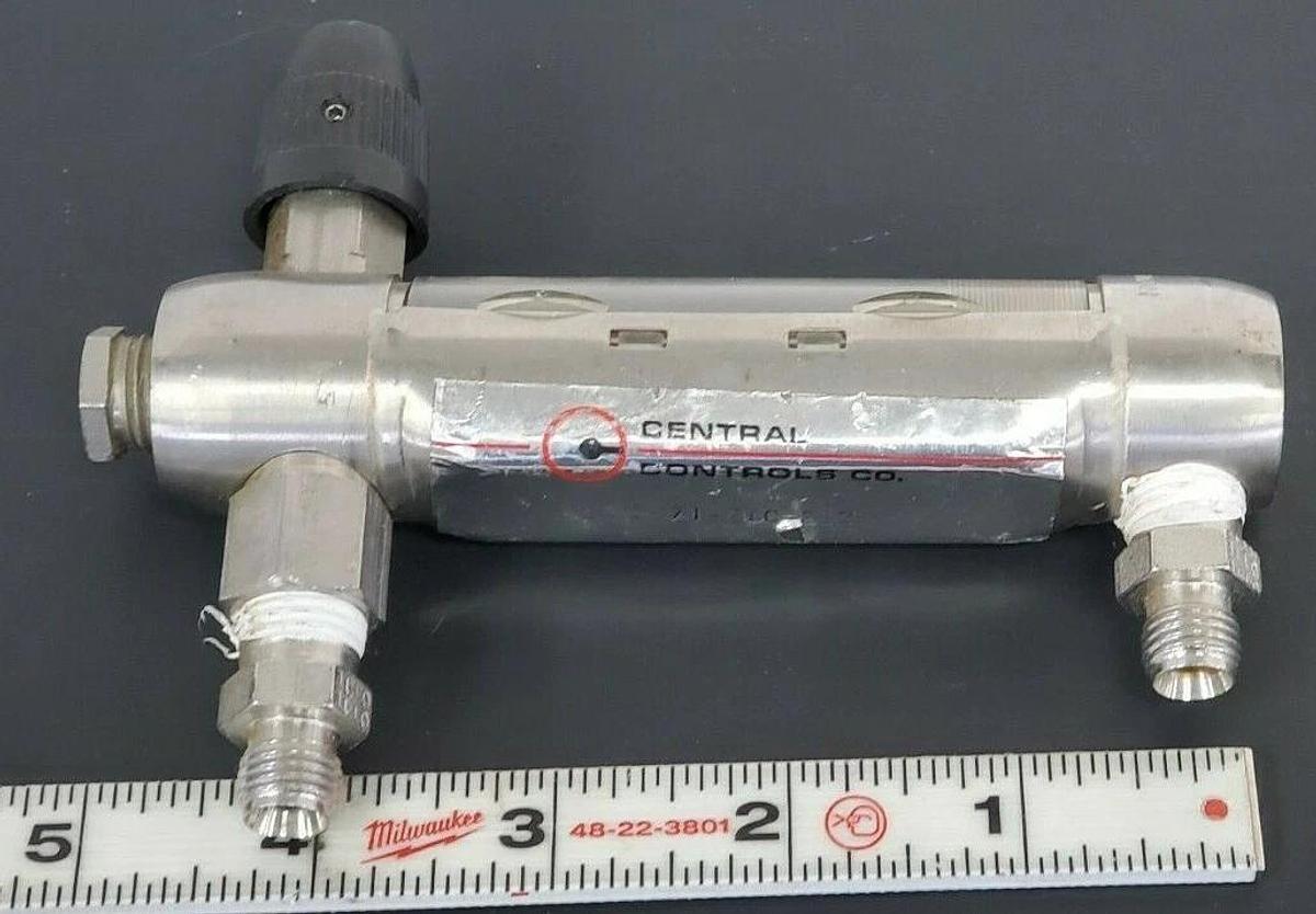 Used WALLACE & TIERNAN 3871-FIC-212 FLOW VALVE ENCLOSURE 3871FIC212