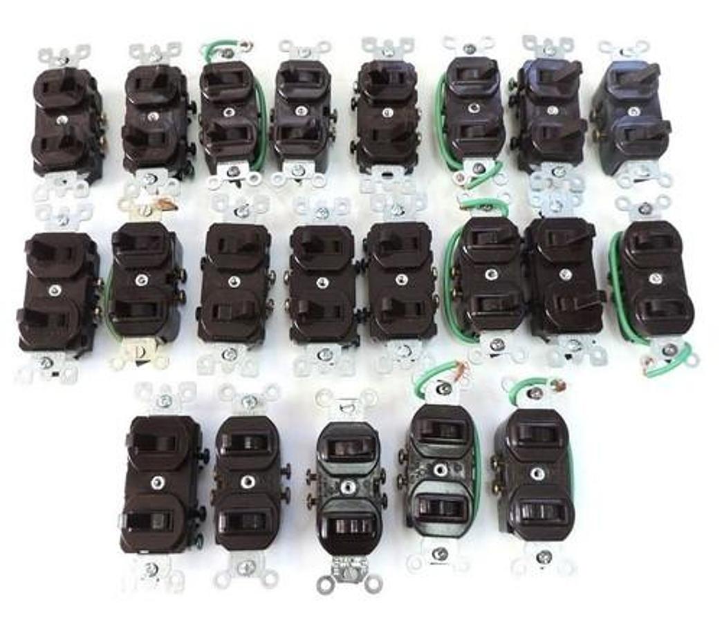 Used LOT OF 21 LEVITON 15A.120V-277V BROWN DOUBLE TOGGLE LIGHT SWTICHES