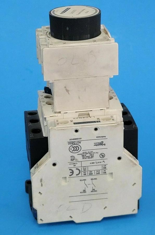 Used SCHNEIDER TELEMECANIQUE LC1-D12G7 CONTACTOR W/ LA2-DT0 & LAD-8N20, 1D12G7