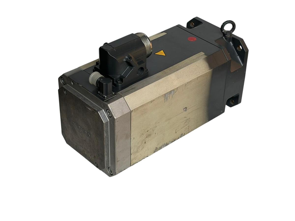 Used Siemens Simotics 1FT6105-8SF71-4SH0 AC Servo Motor 5600 RPM 65 Nm