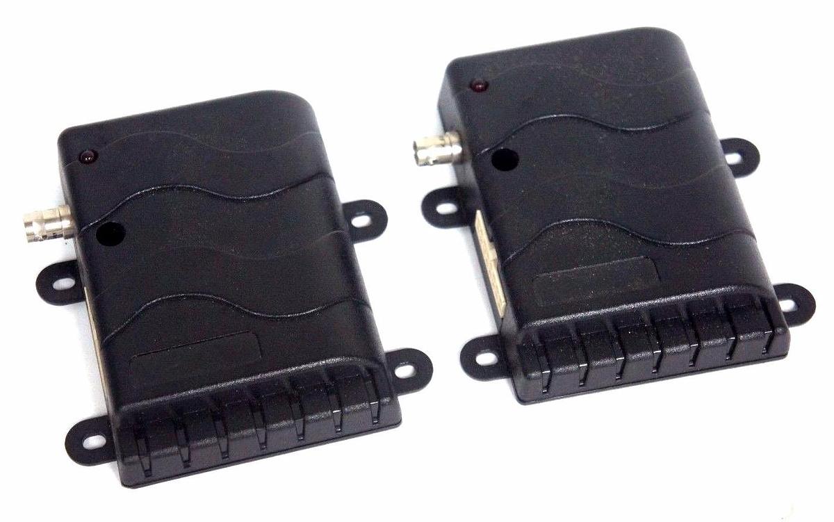 Used LOT OF 2 MOTOROLA INC. FCC: E969797, J19WMW0050AE, CAN: WMMA109102883, 98ABYU222