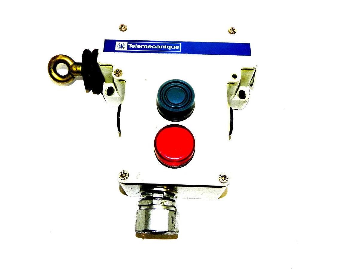 Used TELEMECANIQUE XY2 CE2A296H7 CABLE PULL SWITCH 300VAC 10A