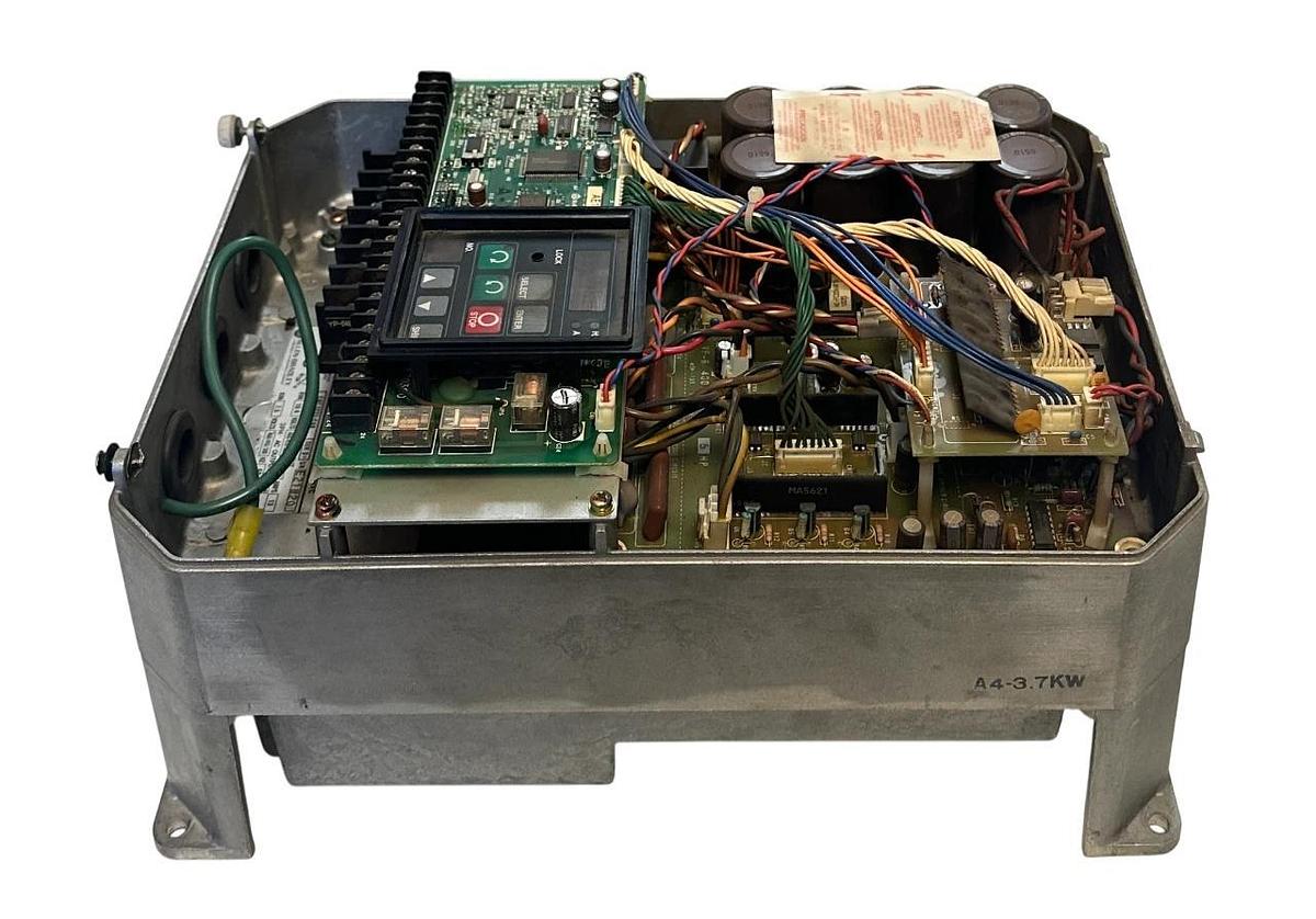 Used ALLEN BRADLEY 1333-CAB /D+ ADJUSTABLE FREQUENCY AC DRIVE 5HP 3PH 50/60Hz USNP