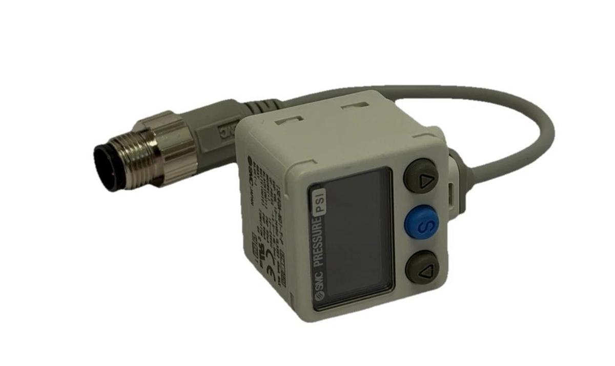 NEW SMC ISE40A-N01-Y-P-X53 PRESSURE SWITCH 12~24 VDC ISE40AN01YPX53