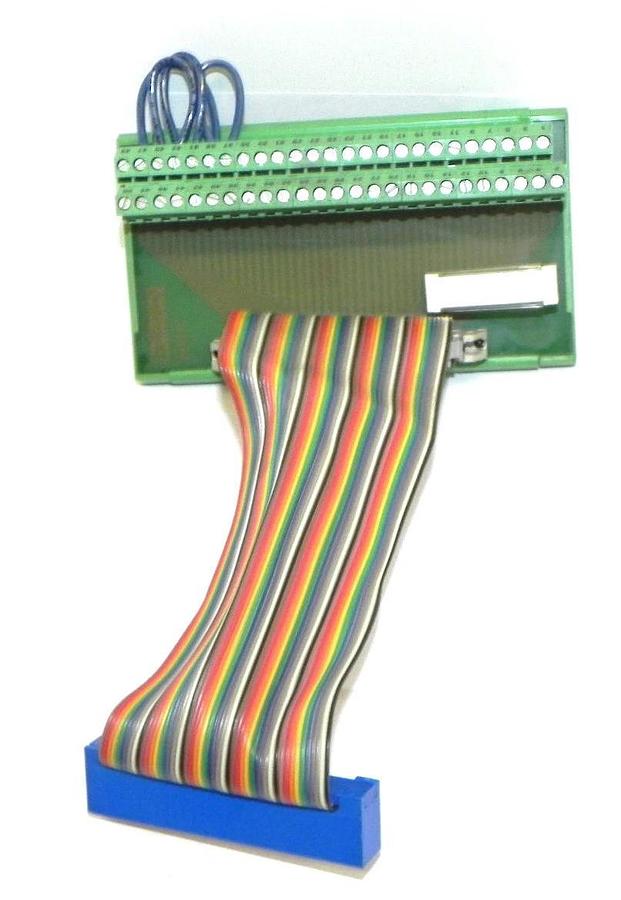 Used PHOENIX CONTACT 2281089 FLKM 50 VARIOFACE MODULE W/ RIBBON CABLE CH-NR: 1170963