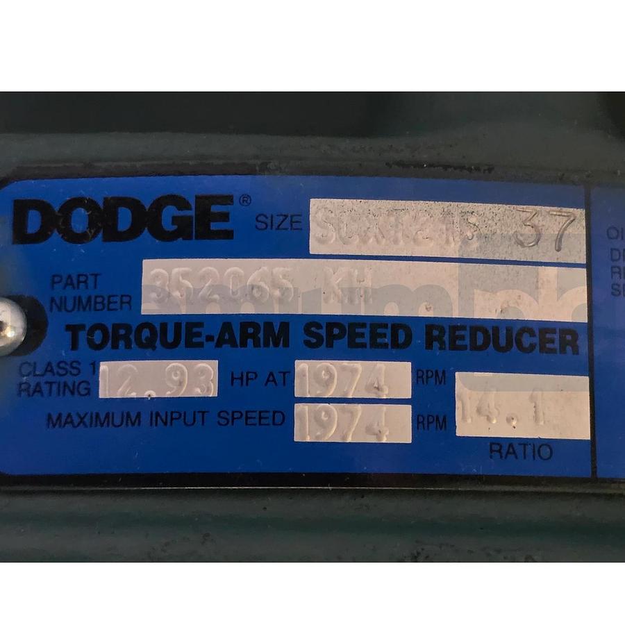 Dodge 352065 | SCXT215A Torque-Arm Screw Conveyor Speed Reducer | 15:1 Ratio NEW