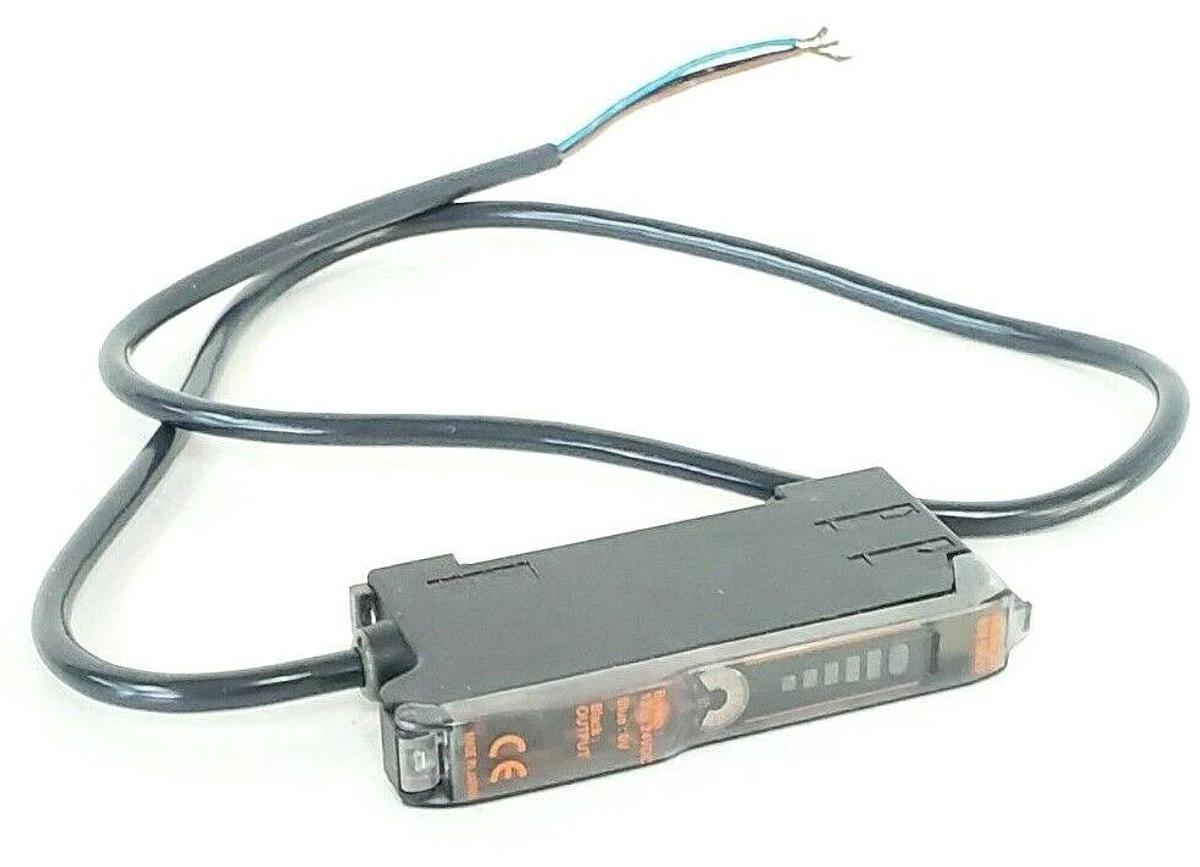 Used OMRON E3X-NA41F PHOTOELECTRIC SENSOR E3XNA41F, 12-24VDC