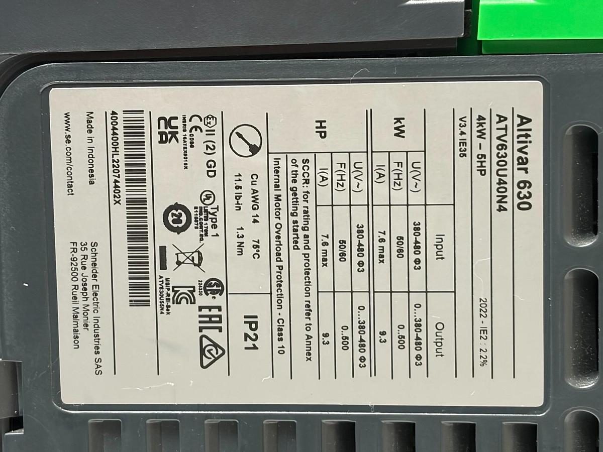 Used Schneider Altivar 630 VFD ATV630U40N4 4kW 5HP 380-480V Variable Speed Drive