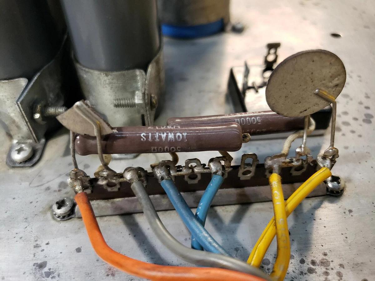 Used ALLEN-BRADLEY 63457401 REV. B CAPACITOR BOARD