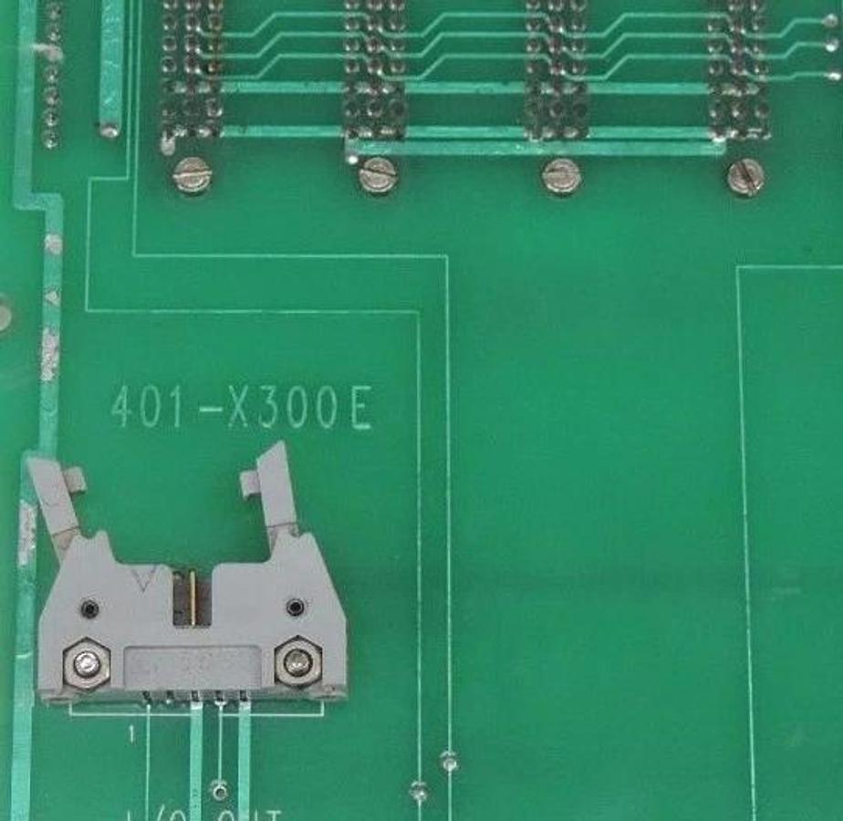 Used USON CORP. 401-X300E BACKPLANE BOARD, 401X300E, 401-X300 E (FOR PARTS)