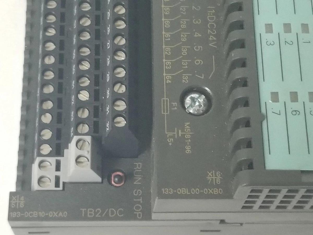 Used SIEMENS ET 200B-16DI/16DO MODULE 6ES7 133-0BL00-0XB0, 6ES7 193-0CB10-0XA0