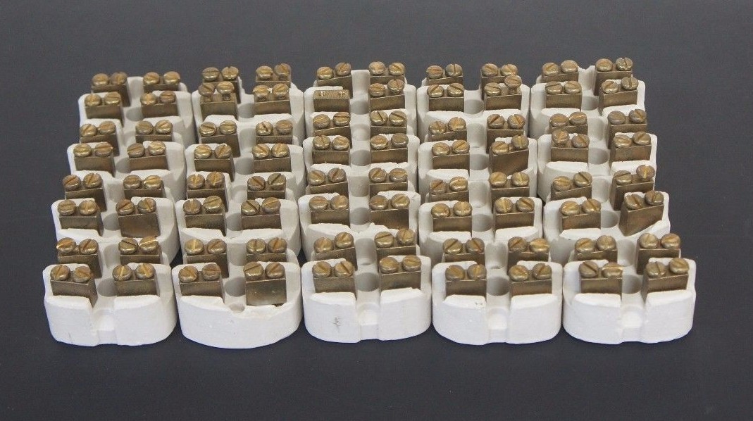 Used LOT OF 20 GENERIC 356504 CERAMIC TERMINALS