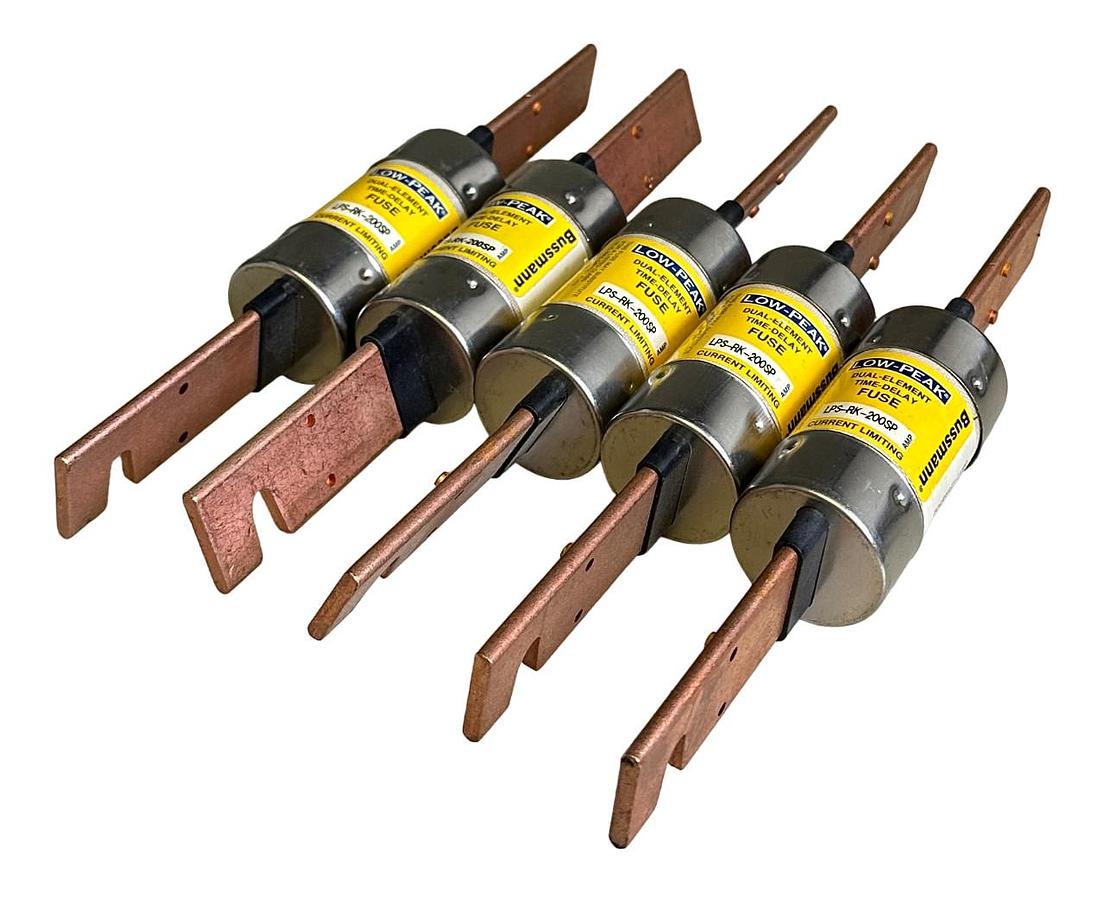 Used 5 BUSSMANN LPS-RK-200SP / LPSRK200SP LOW-PEAK TIME-DELAY FUSES 600VAC/300VDC