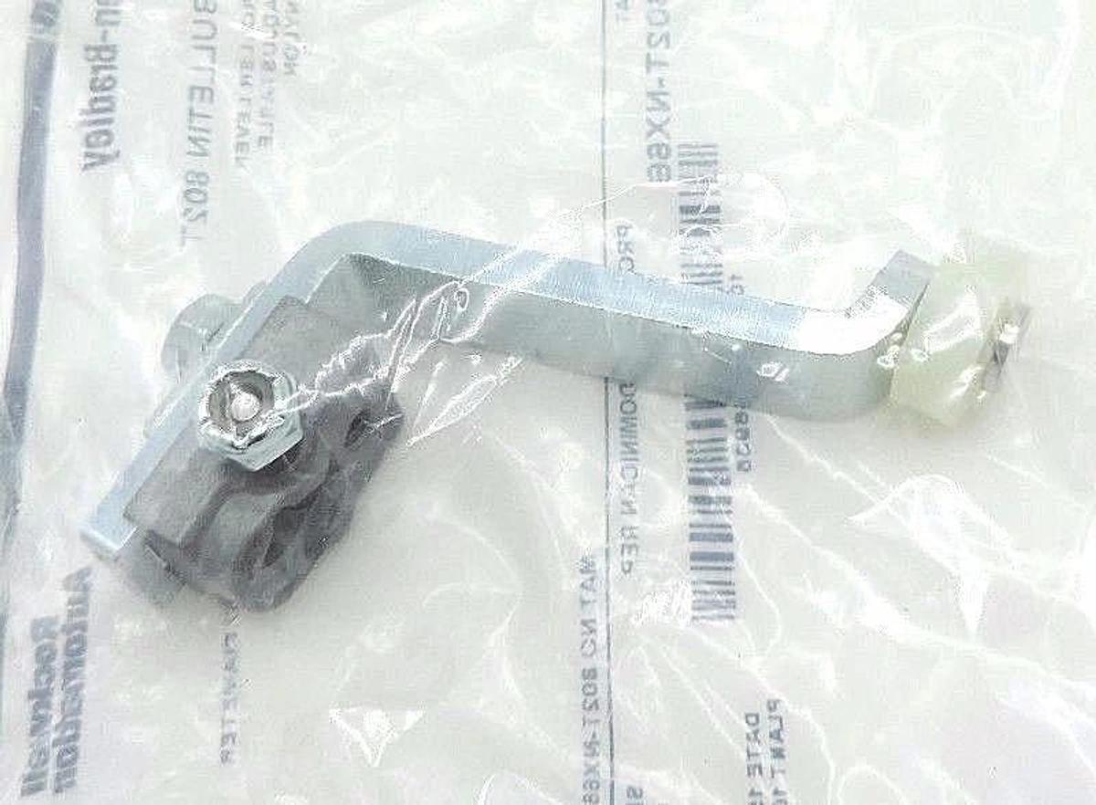 Used NIB ALLEN BRADLEY 802T-NX66 ROLLER LEVER ADJUSTABLE NYLON 802TNX66. SER. B