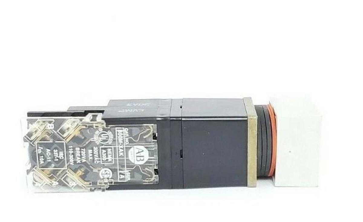 Used ALLEN BRADLEY 800MS-J42B SER. A SELECTOR SWITCH W/ 800M-XAK SER. A CONTACT BLOCK