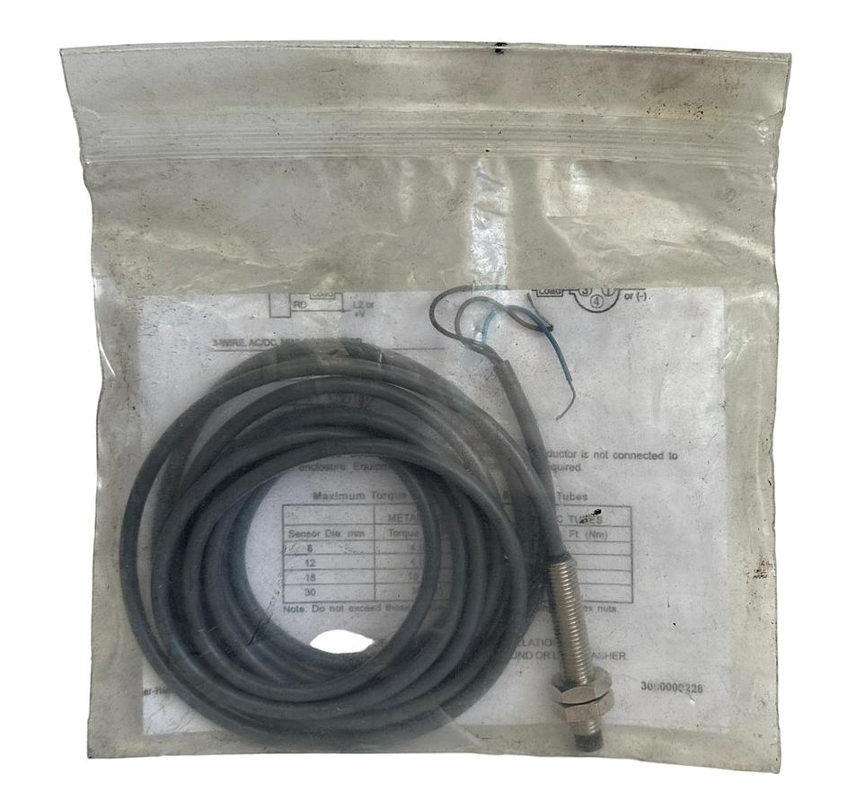 Used NEW EATON CUTLER-HAMMER E57-08PAU02-C / E5708PAU02C Global Plus PROXIMITY SENSOR