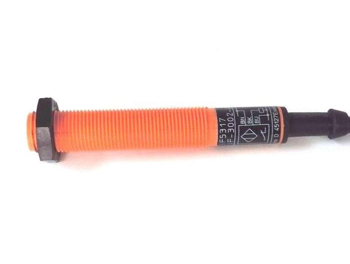 Used IFM EFECTOR IF-3002-APKG PROXIMITY SENSOR IF3002APKG, IF5317, S: 2MM