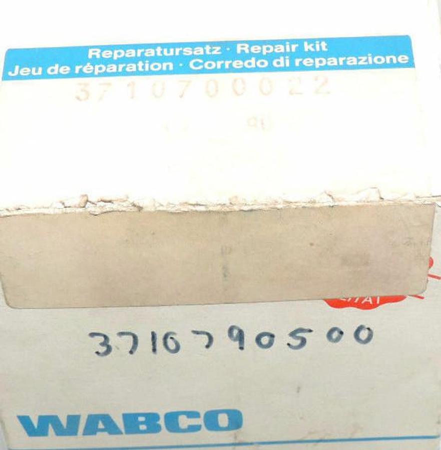 Used NEW WABCO 3710700022 REPAIR KIT 310790500 (INCOMPLETE)