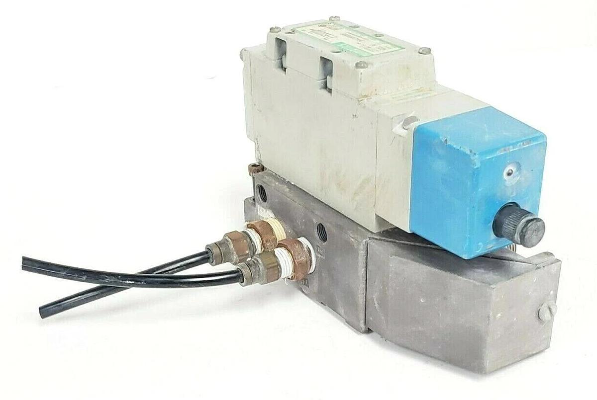 Used NUMATICS I13BA43AMP00061 PNEUMATIC VALVE W/ 236-384B COIL 24VDC 4W