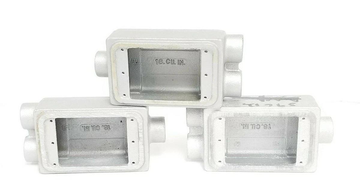 LOT OF 3 NEW APPLETON FSCC-1 CONDUIT BOXES FS UNILETS 1/2 IN. TYPE CC 18 CU. IN.