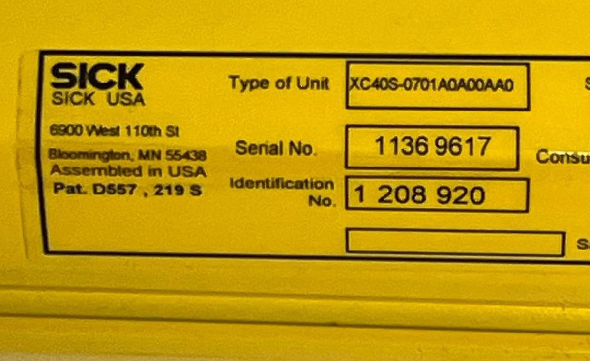 Used SICK XC40P-0701A0A0AAA0 C4000 Select Safety Light Curtain Pair 1052745 750/14mm
