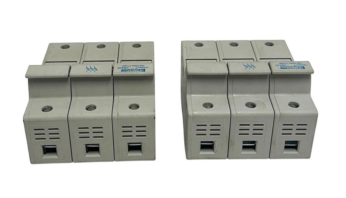 Used 2 FERRAZ SHAWMUT US3J3I / K214967 FUSE HOLDERS ULTRASAFE 30A 600VAC/DC USNP