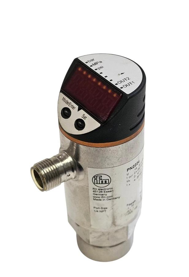 Used IFM EFECTOR PN-010-RBN14-MFRKG/US/ /V PRESSURE SENSOR PN2224 USED