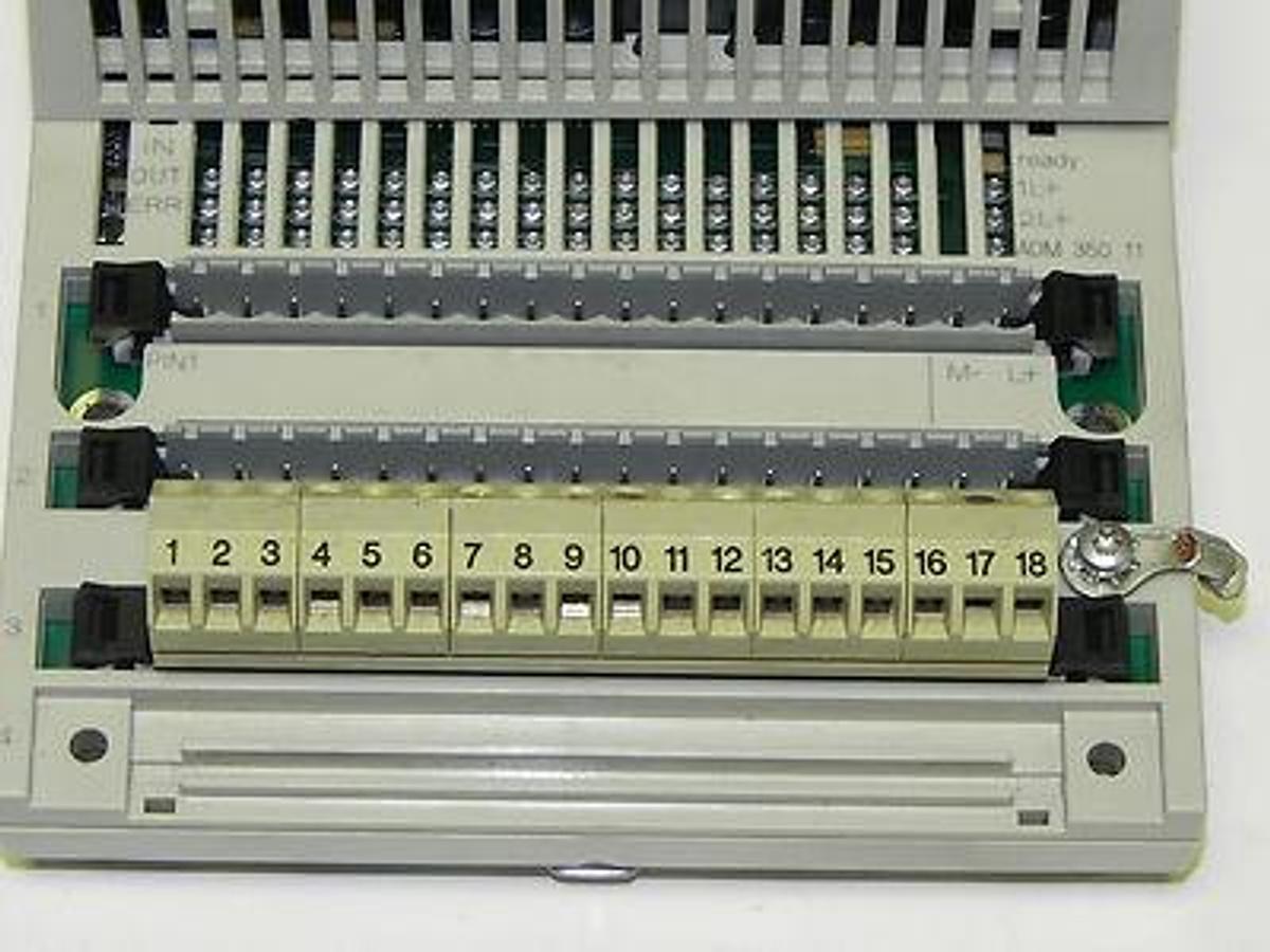 Used SCHNEIDER AUTOMATION TSX MOMENTUM 170ADM35011 I/O BASE WITH 170NEF11021