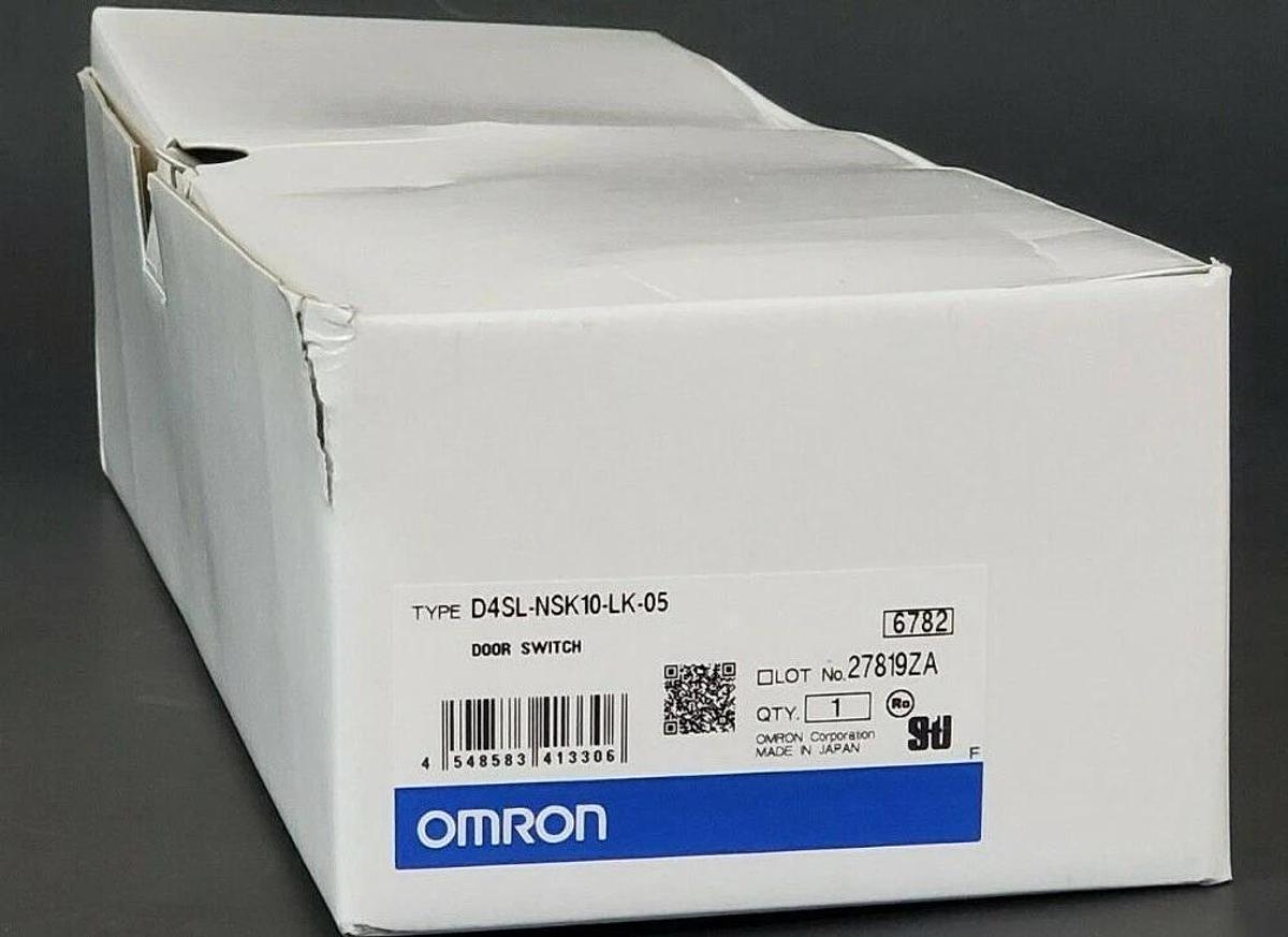 Used NIB OMRON D4SL-NSK10-LK-05 GUARD LOCK SAFETY-DOOR SWITCH D4SL-N SLIDE KEY