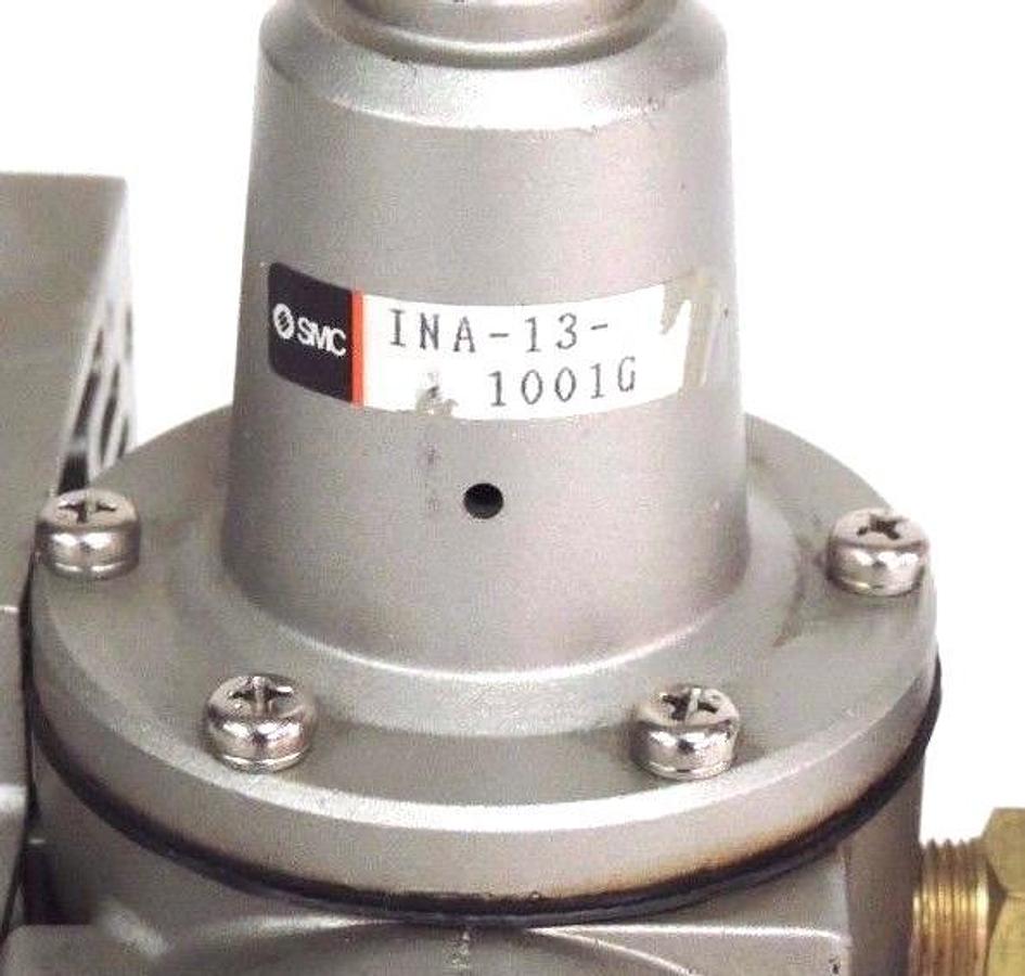 Used SMC INA-13-1001G REGULATOR 1.0MPA, 145PSI W/ SMC MPA GAUGE INA131001G
