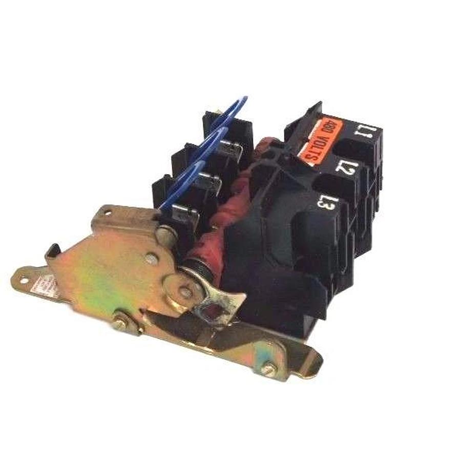 Used SQUARE D 9422-TC-3 FUSE TYPE DISCONNECT SWITCH 9422TC3