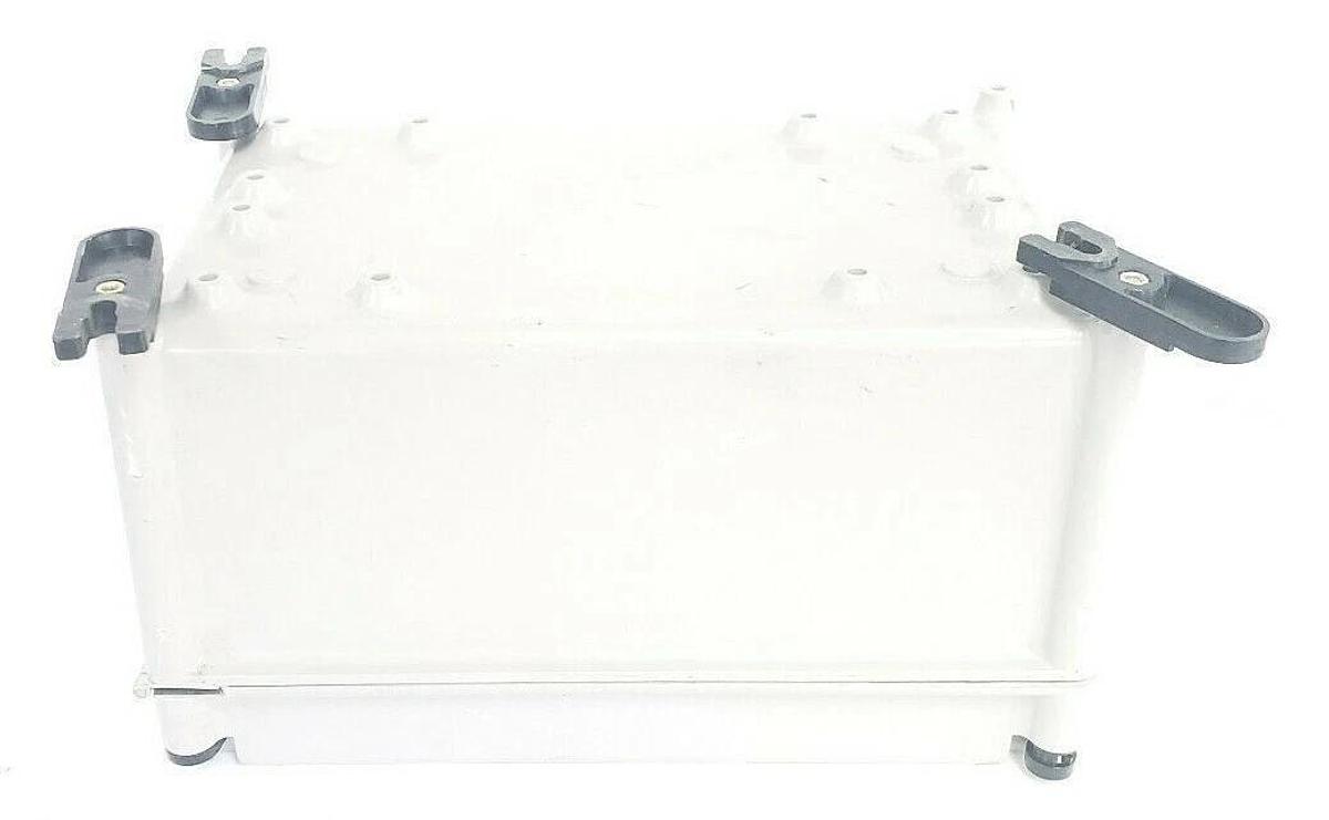 Used VYNCKIER VYNCO TYPE APO HINGED COVER ENCLOSURE, TYPE 4,12, AD-012047, EIT # 6004