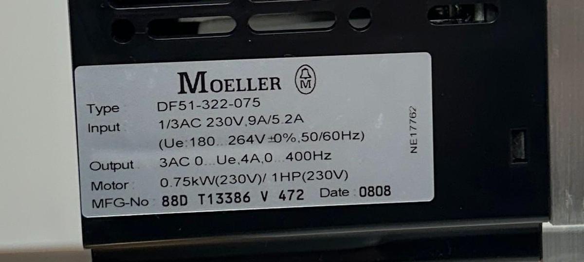 Used EATON MOELLER DF51-322-075 / DF51322075 FREQUENCY INVERTER 0.75kW/1HP 4A NSMP