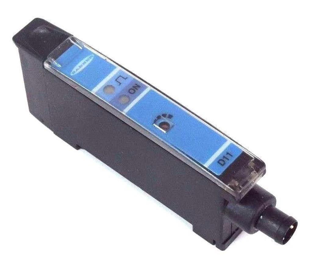 Used BANNER D11SP6FPQ PHOTOELECTRIC SENSOR 43350