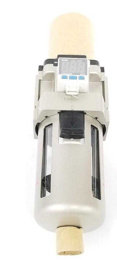Used NEW SMC AW40-04E1 FILTER REGULATOR 0.05-0.85MPA W/ ISE35-N-25-M PRESSURE SWITCH