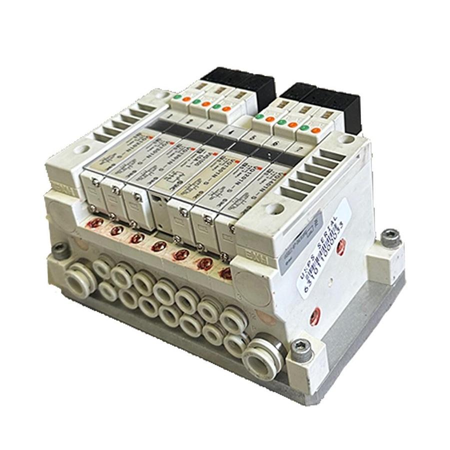 Used SMC VV5Q11-07-DAL01092 / VV5Q1107DAL01092 PNEUMATIC MANIFOLD W/ VALVES VQ1301N-5