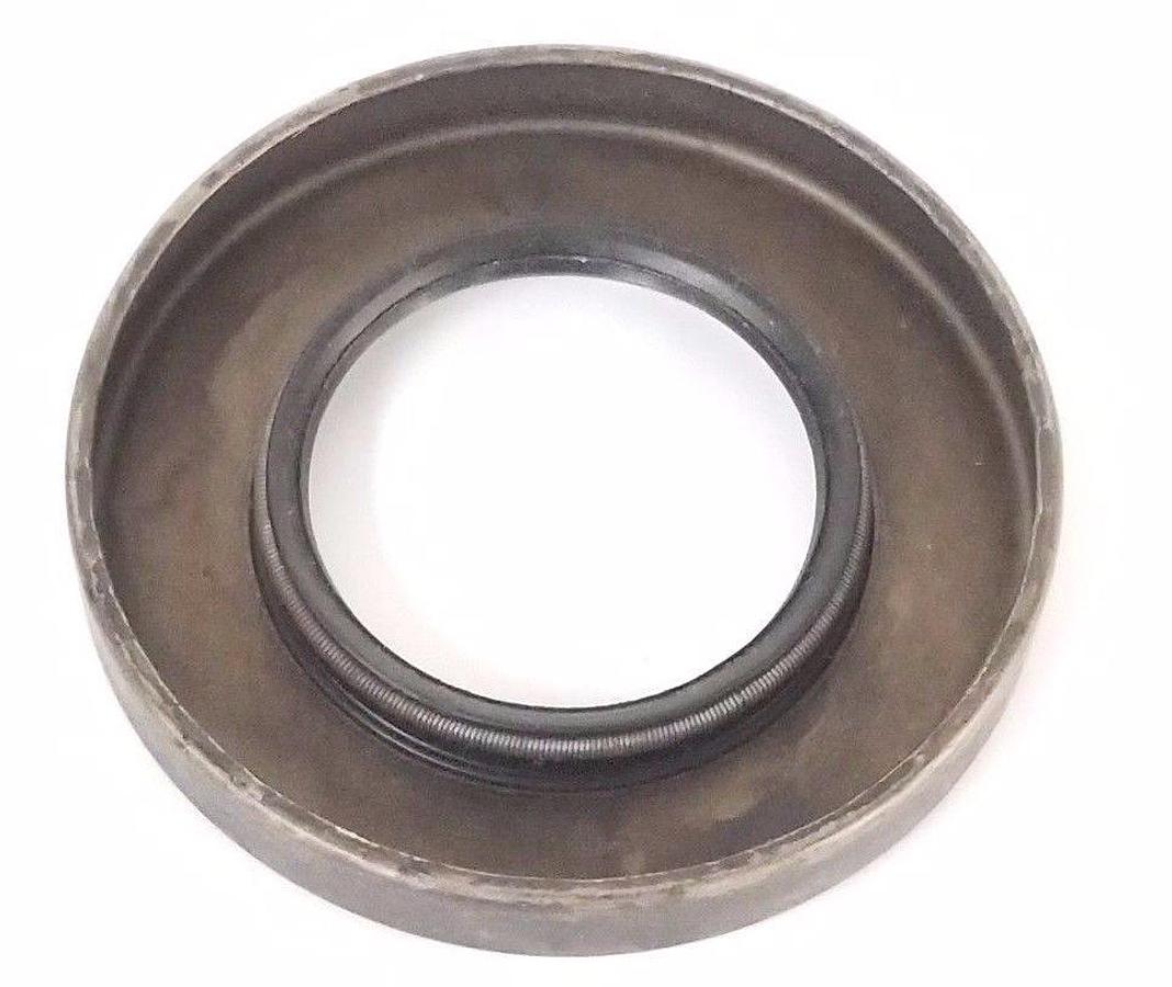 Used NEW CHICAGO RAWHIDE 11907 OIL SEAL